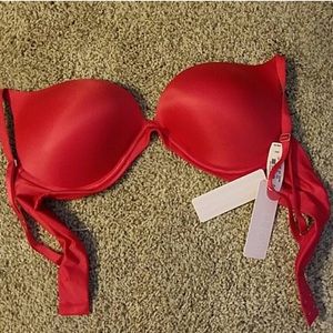 Biofit Push-Up Bra - Rhinestone detail.